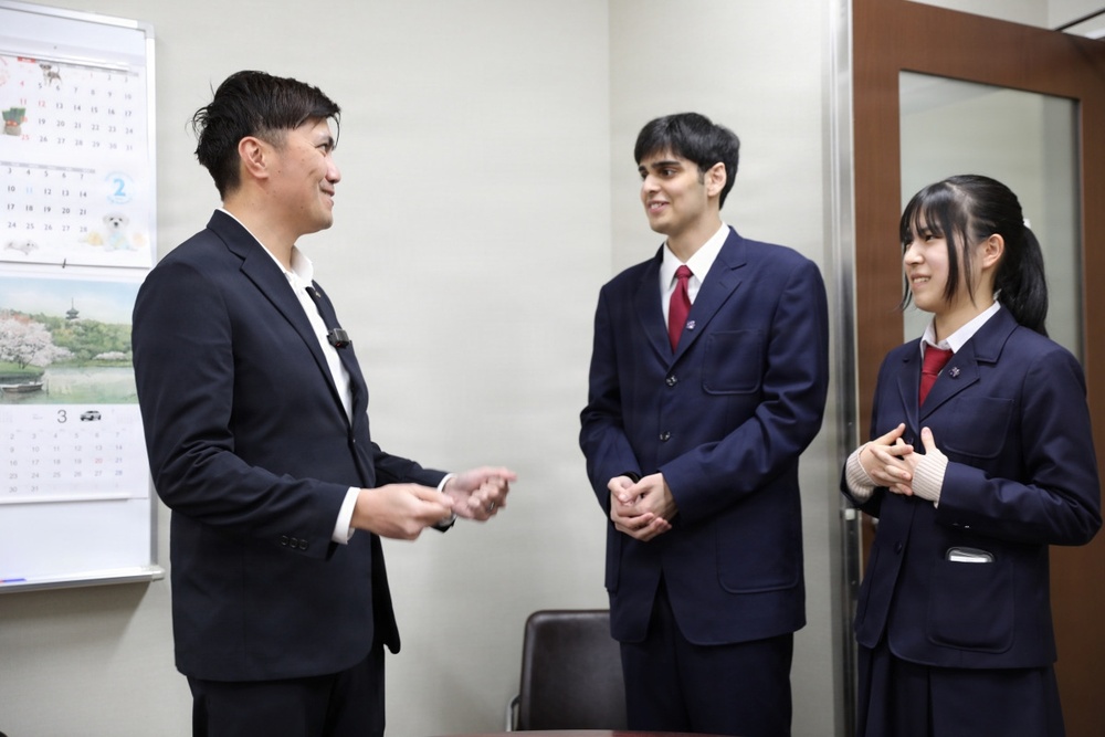 Army civilian at Camp Zama makes lasting impact on local Japanese high school students