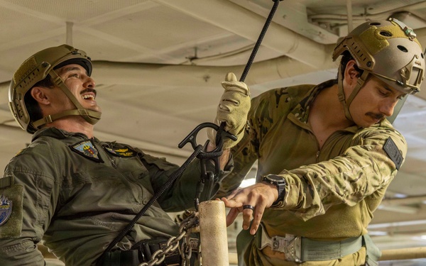 Abraham Lincoln conducts a fast rope training evolution