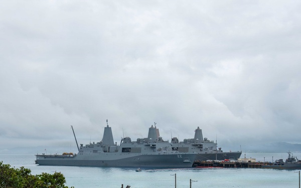 Tripoli Expiditionary Strike Group visits White Beach