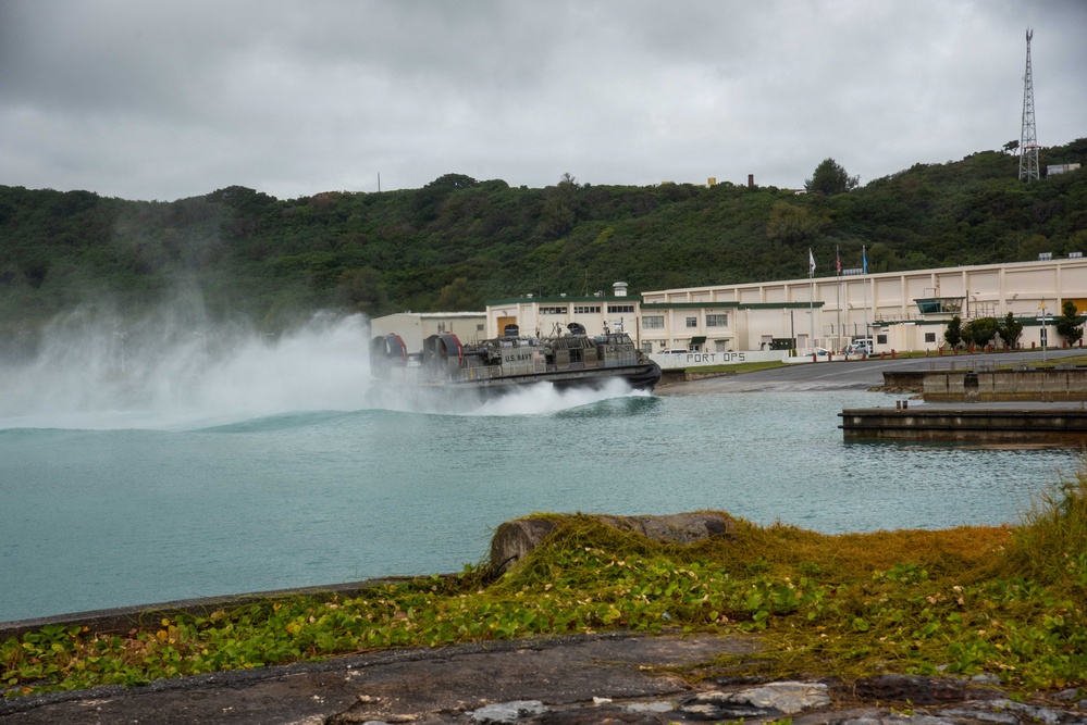 Tripoli Expiditionary Strike Group visits White Beach