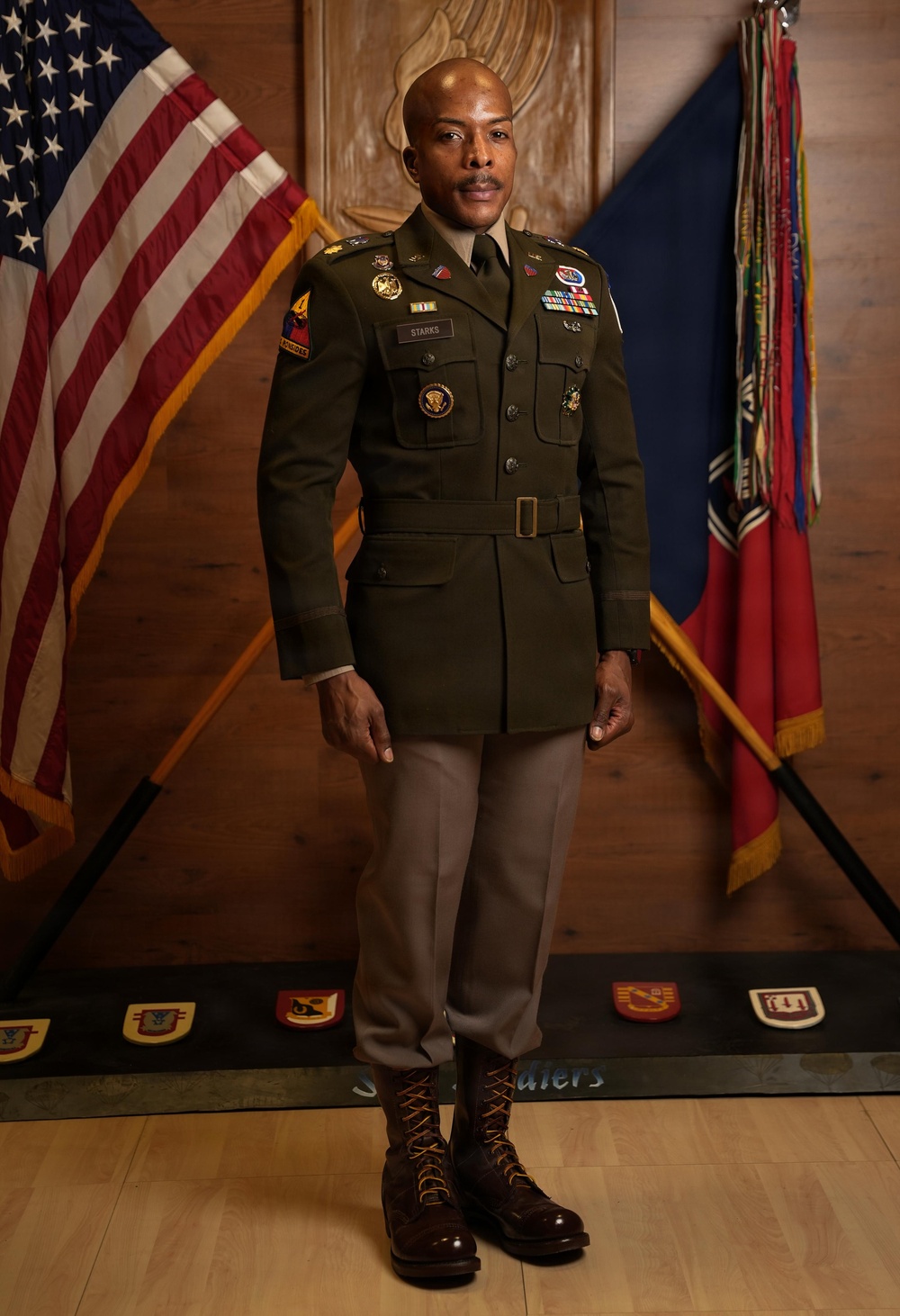 Army officer uses White House experience to mentor America’s future leaders