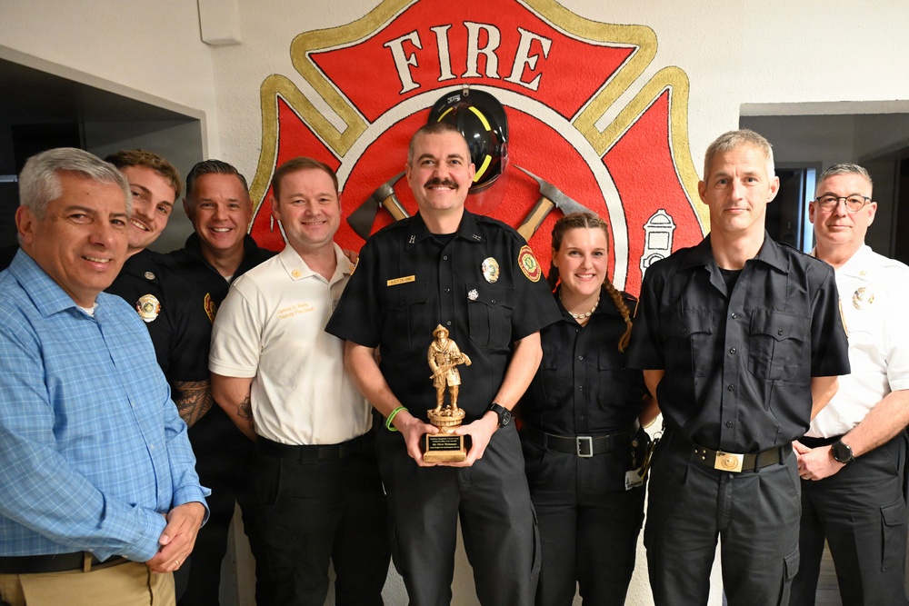 USAG Stuttgart Fire Department Receives Award