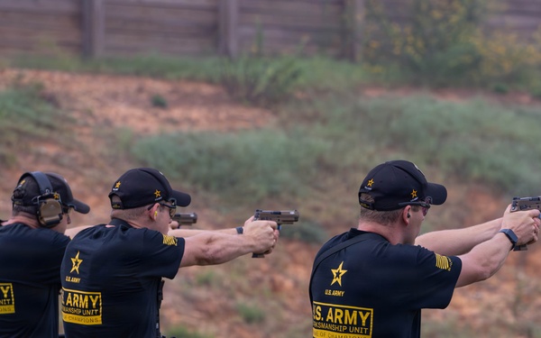 Soldiers Compete in USAMU Olympics