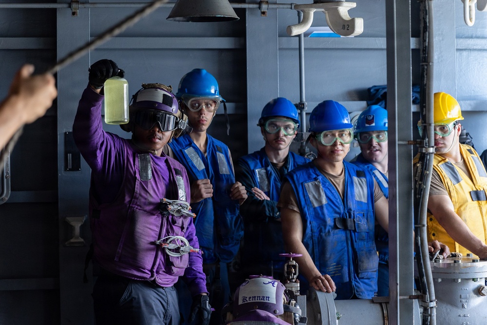 USS Gerald R. Ford (CVN 78) Replenishment-at-Sea