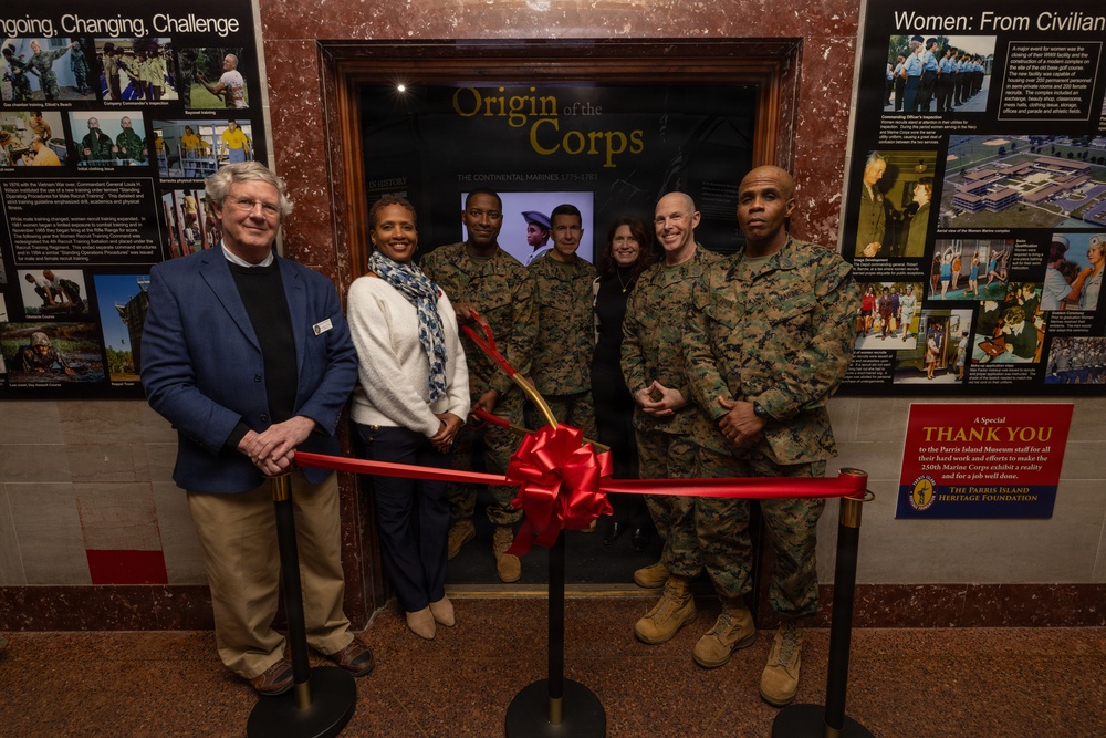Lt. Gen. Watson Visits MCRDPI