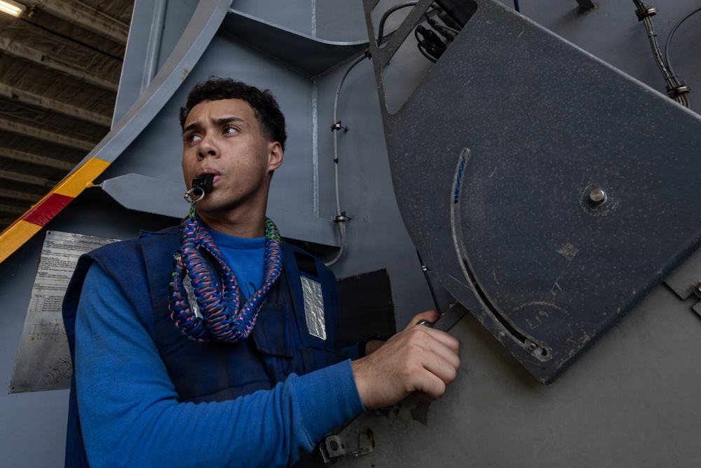 USS Gerald R. Ford (CVN 78) Replenishment-at-Sea