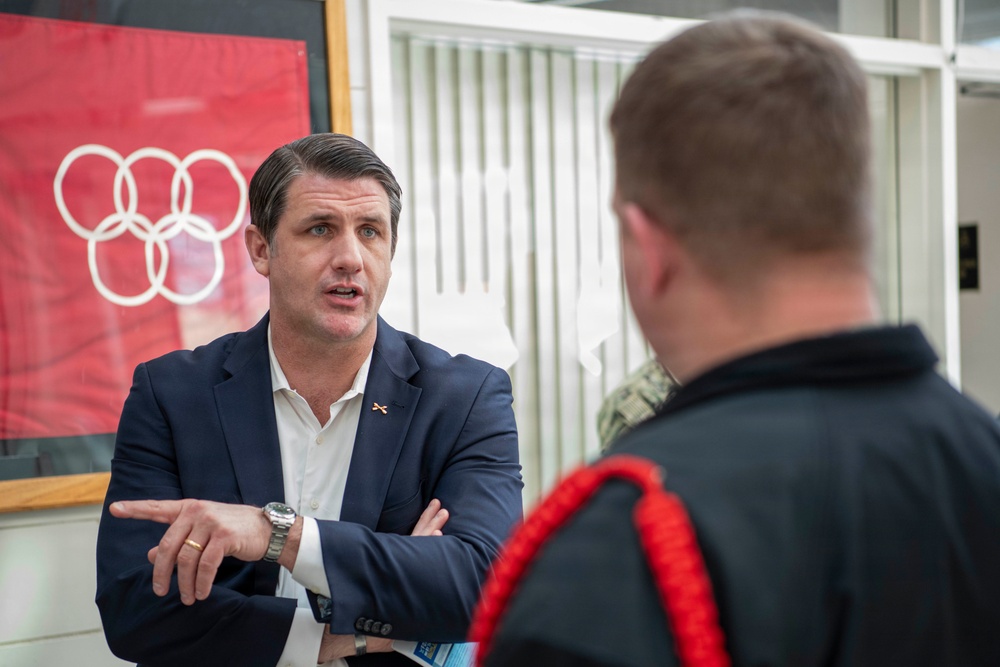 Honorable Derrick Anderson Visits Recruit Training Command