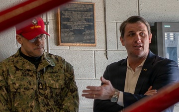 Honorable Derrick Anderson Visits Recruit Training Command