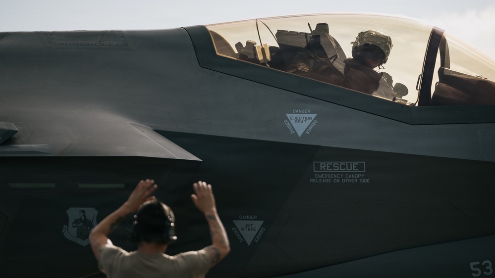 First USAF F-35A’s land in Puerto Rico