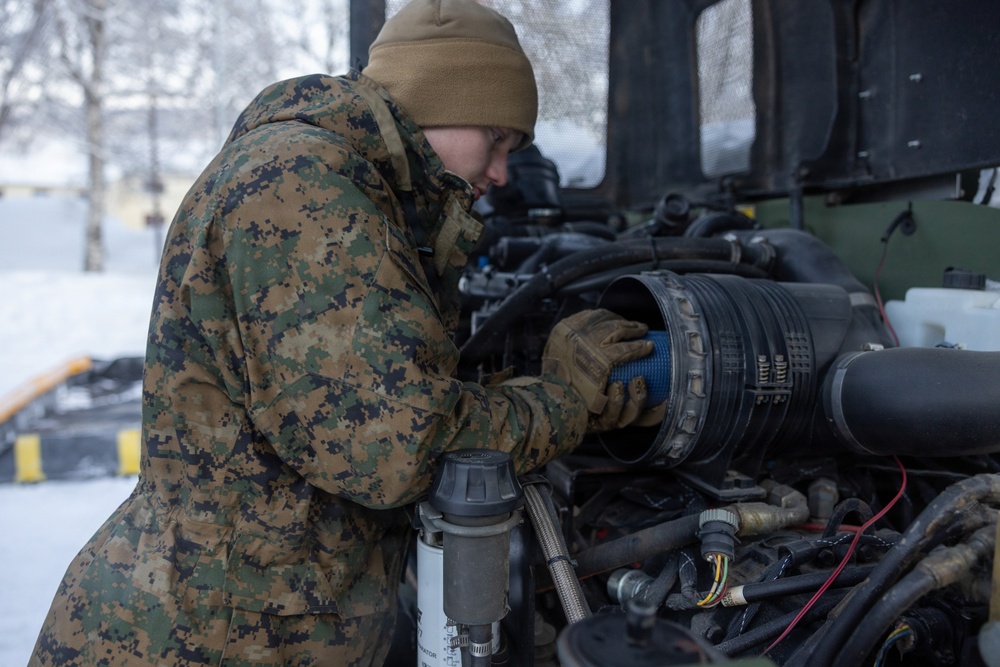 Arctic Warrior Cpl. Zachary Posey; 2nd MLG Warrior of the Week