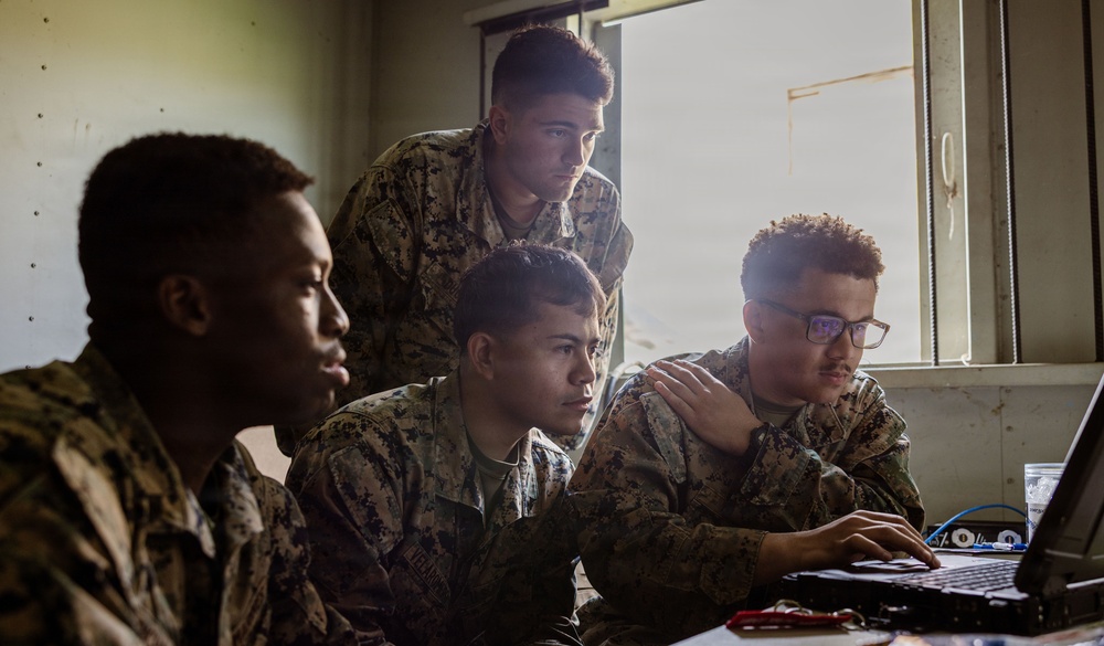 9th Comm Bn. begins SUSTEX