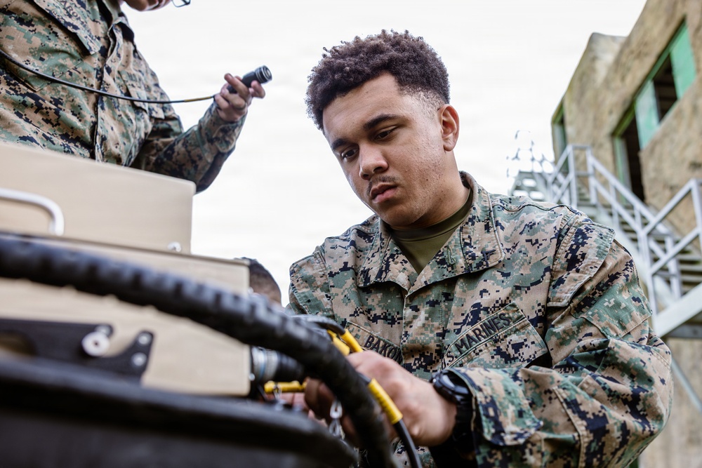 9th Comm Bn. begins SUSTEX