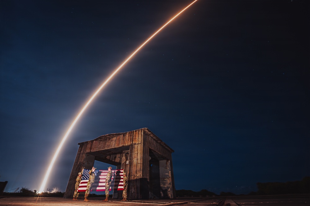Falcon 9 | Starlink 6-101 Launch Reenlistment Ceremony