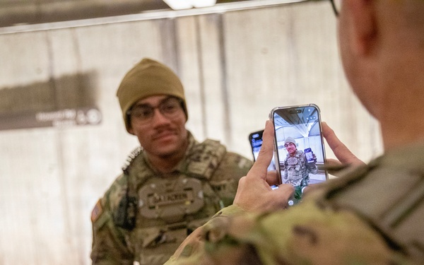 Brig. Gen. Blanchard Visits Soldiers in Patrolling in DC