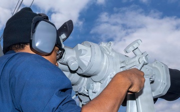 USS Michael Murphy conducts routine operations