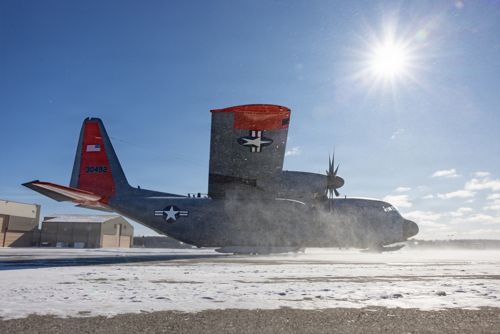 LC-130H gets new paint scheme