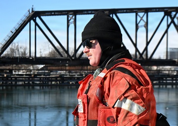 Coast Guard Aids to Navigation Team Baltimore conducts winter ice operations in Maryland