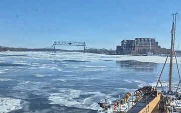 Coast Guard cutter conducts icebreaking operations in the Delaware River