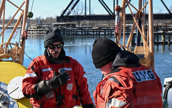 Coast Guard Aids to Navigation Team Baltimore conducts winter ice operations in Maryland