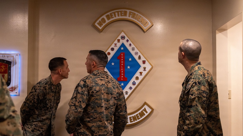 1st Marine Division unveils Blue Diamond Plaque at Pub 1795