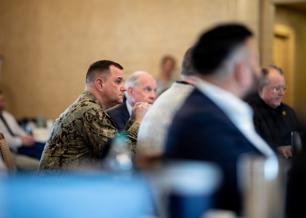 COMSC Attends Management 360 Capstone Event