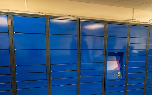 NAVSUP FLC San Diego CO Visits El Centro and Blue Angels