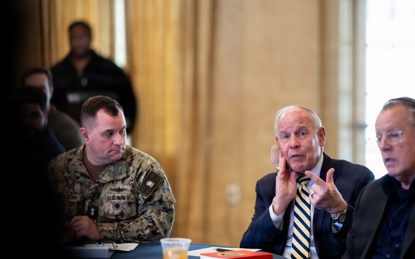 COMSC Attends Management 360 Capstone Event