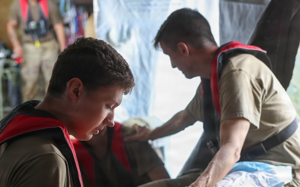 Army Medics Train Maritime Casualty Evacuation Off Coast of Hawaii