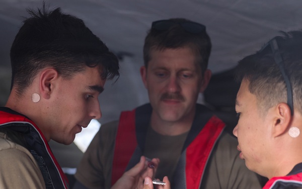 Army Medics Train Maritime Casualty Evacuation Off Coast of Hawaii