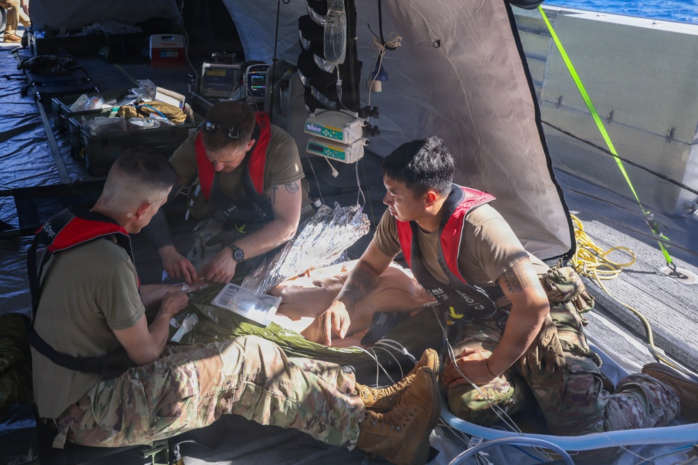 Army Medics Train Maritime Casualty Evacuation Off Coast of Hawaii