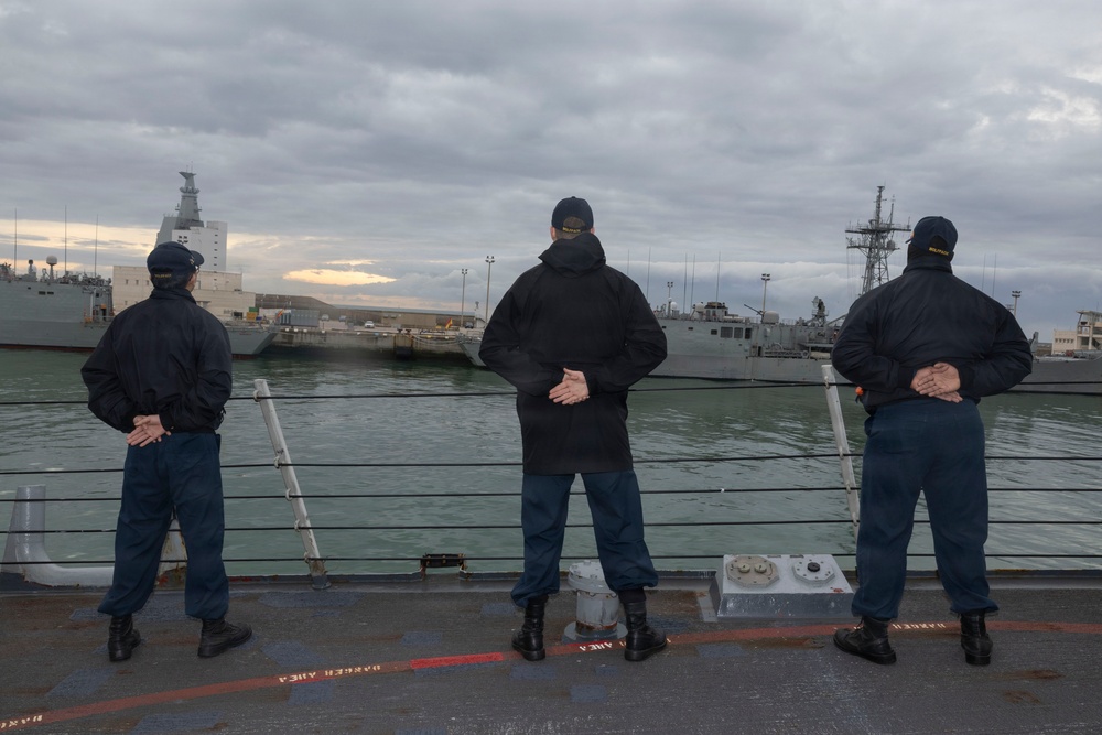 USS Bulkeley (DDG 84) arrives at Naval Station Rota, Spain. Jan. 15, 2026