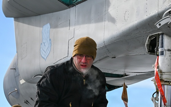 104th Fighter Wing CDDAR team completes historic disassembly of final F-15 at Barnes