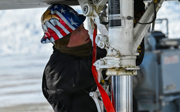 104th Fighter Wing CDDAR team completes historic disassembly of final F-15 at Barnes