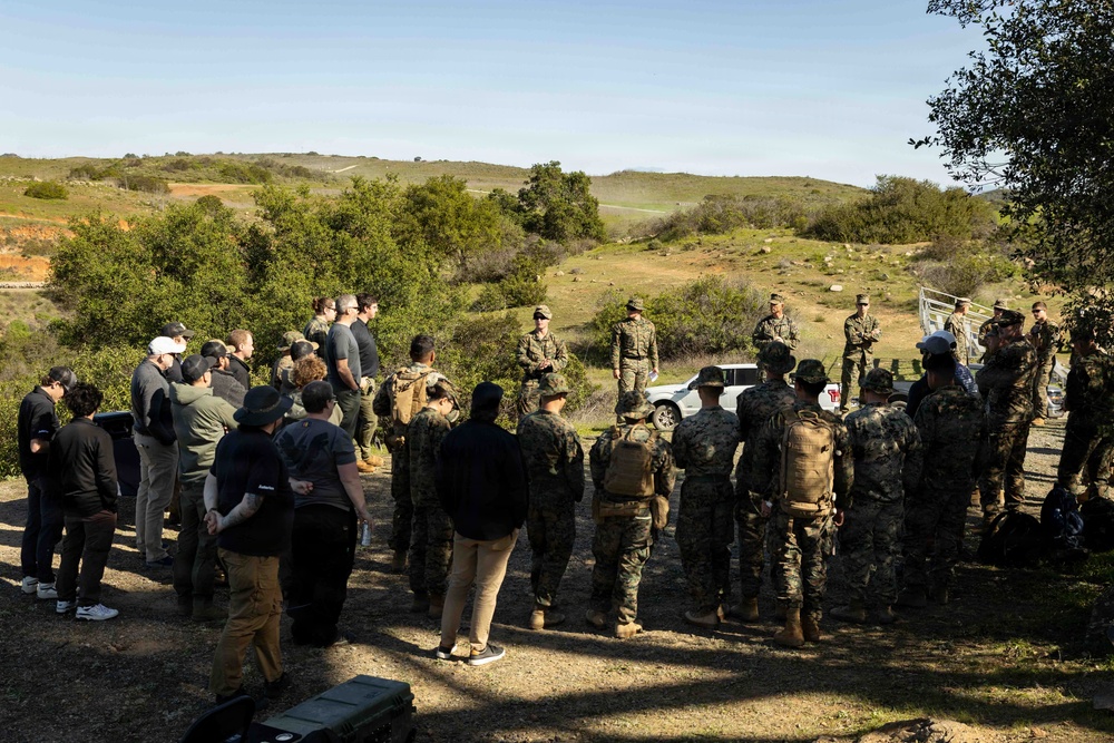 Marines evaluate fiber-optic FPV drones during DIU challenge