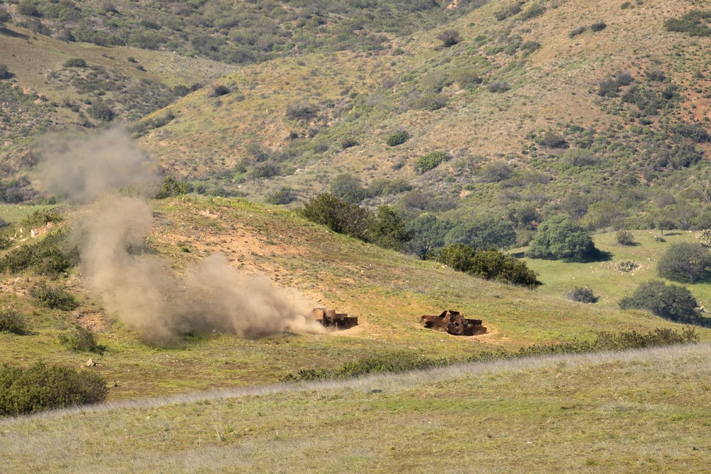 Marines evaluate fiber-optic FPV drones during DIU challenge