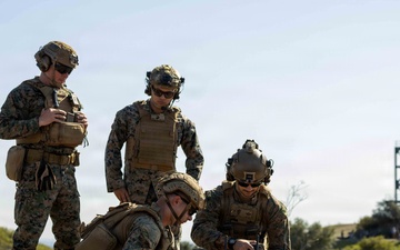 I MEF Marines evaluate fiber-optic FPV drones during DIU challenge