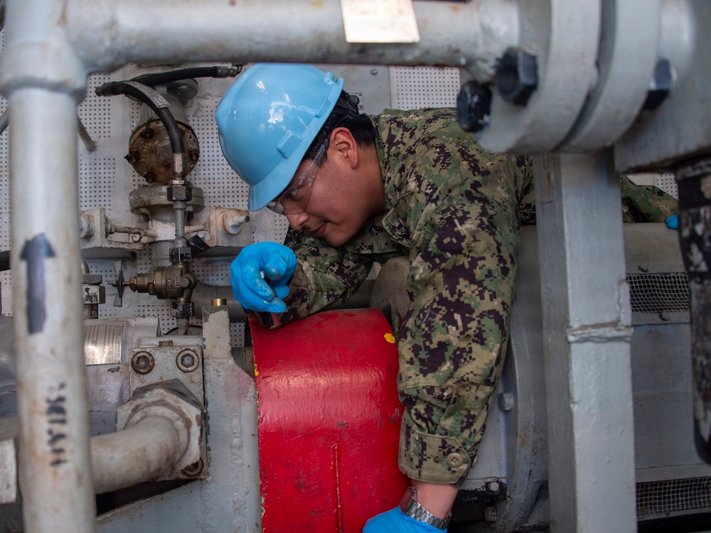 USS Carl Vinson (CVN 70) Daily Operations