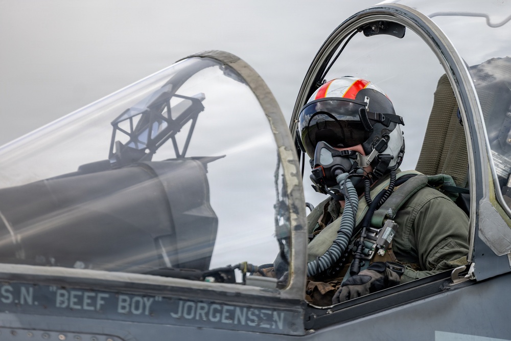 22nd MEU(SOC) | VMM-263 (Rein.) Conduct Harrier Ops