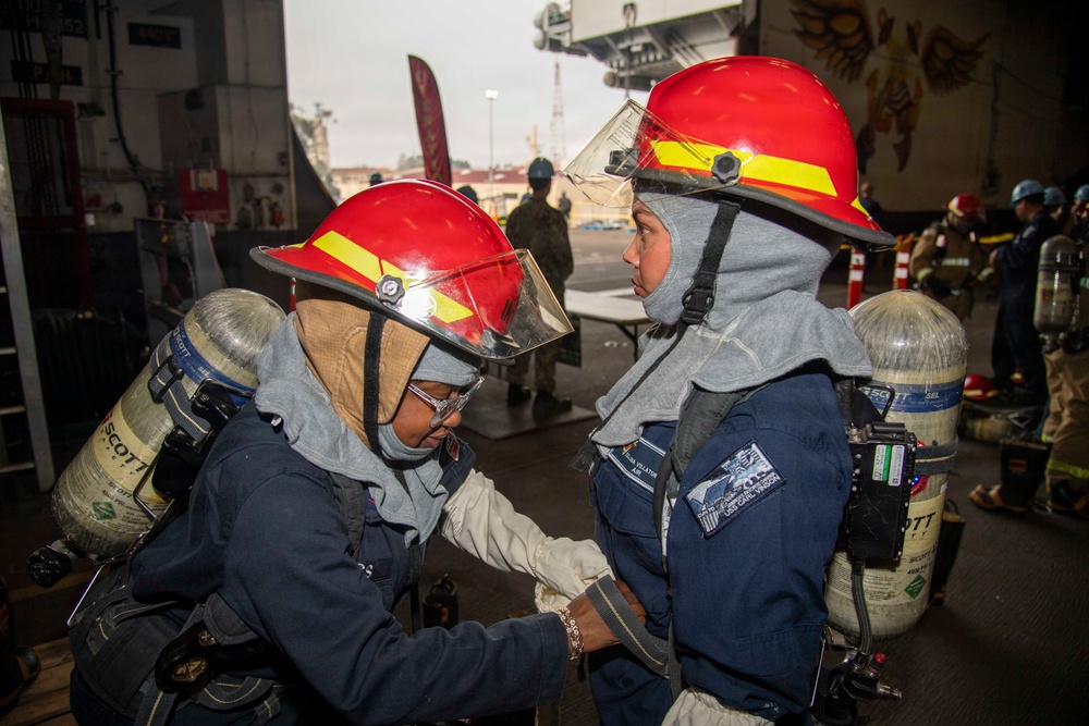 USS Carl Vinson (CVN 70) Daily Operations