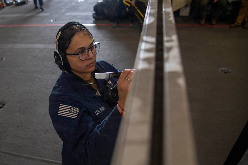 USS Carl Vinson (CVN 70) Daily Operations