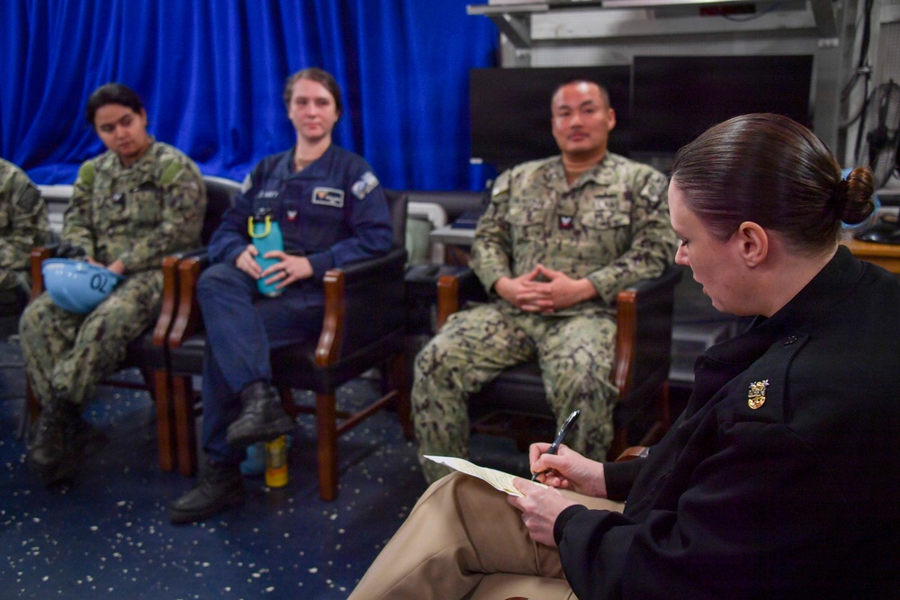 USS Carl Vinson (CVN 70) Daily Operations