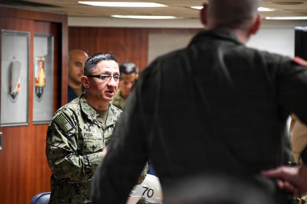 USS Carl Vinson (CVN 70) Daily Operations