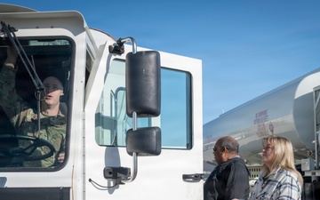 412th TW commander meets Edwards POL team