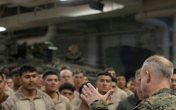 QUART 26.2: I MEF Deputy CG, 3rd MAW CG and Expeditionary Strike Group 3 Commander Visit Marines and Sailors Aboard USS Makin Island