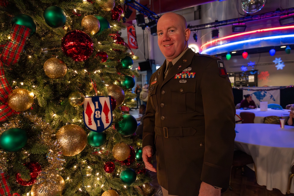 Chaplain Hangs Unit Ornament