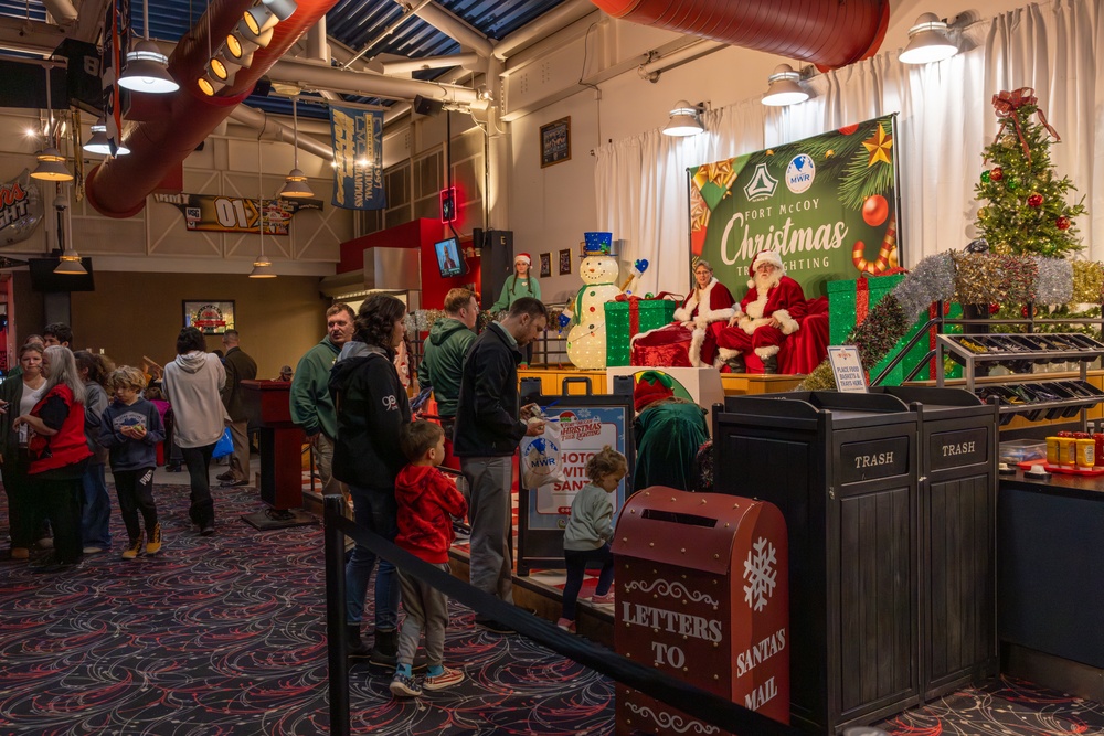 Families Participate in Christmas Festivities