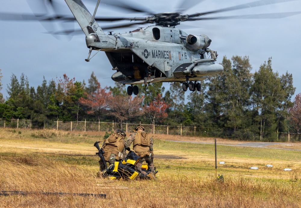 31st MEU | VMM 265 and Det. 18 conduct FARP exercise
