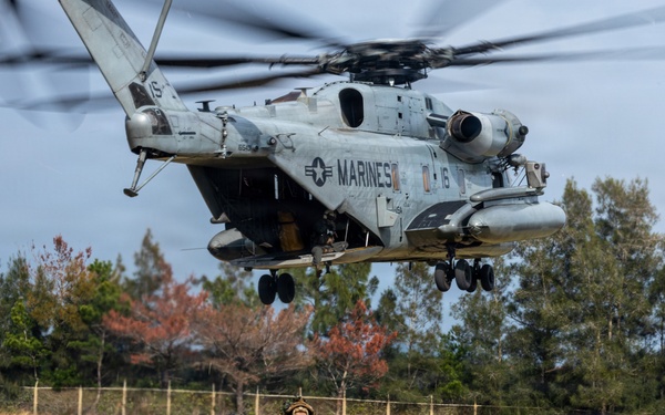 31st MEU | VMM 265 and Det. 18 conduct FARP exercise