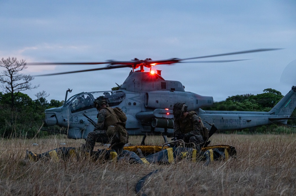 31st MEU | VMM 265 and Det. 18 conduct FARP exercise