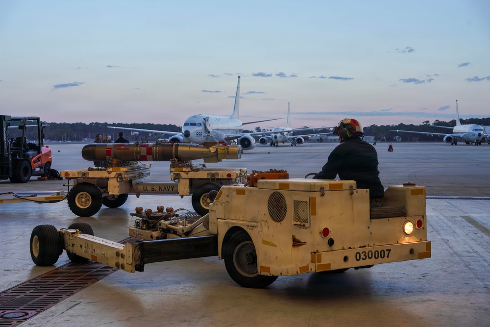 PATROL SQUADRON 5 FLIGHTLINE OPERATIONS